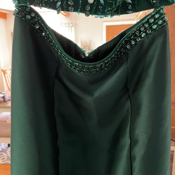 BEAUTIFUL Mermaid Two Piece Prom Dress - Picture 3 of 5